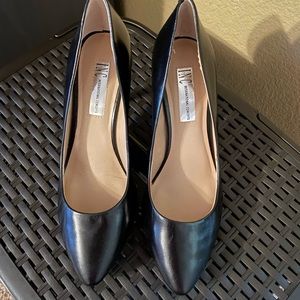 I.N.C. Black pumps. Size 7.5